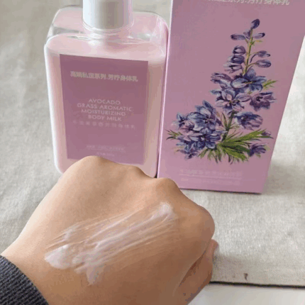 Avocado has a grassy fragrance Moisturizing Body Lotion